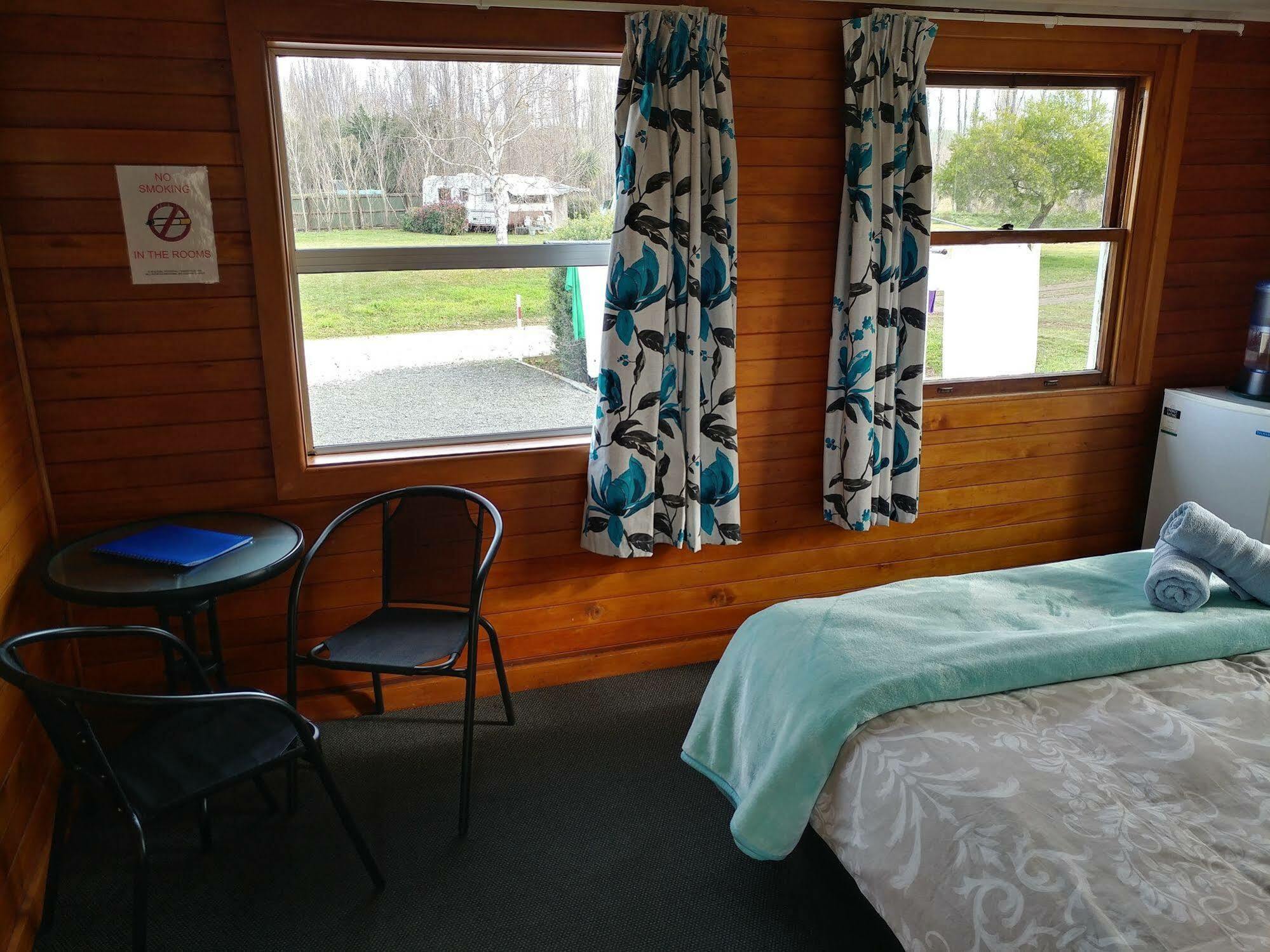 Waiau Motor Camp & Cabins エクステリア 写真