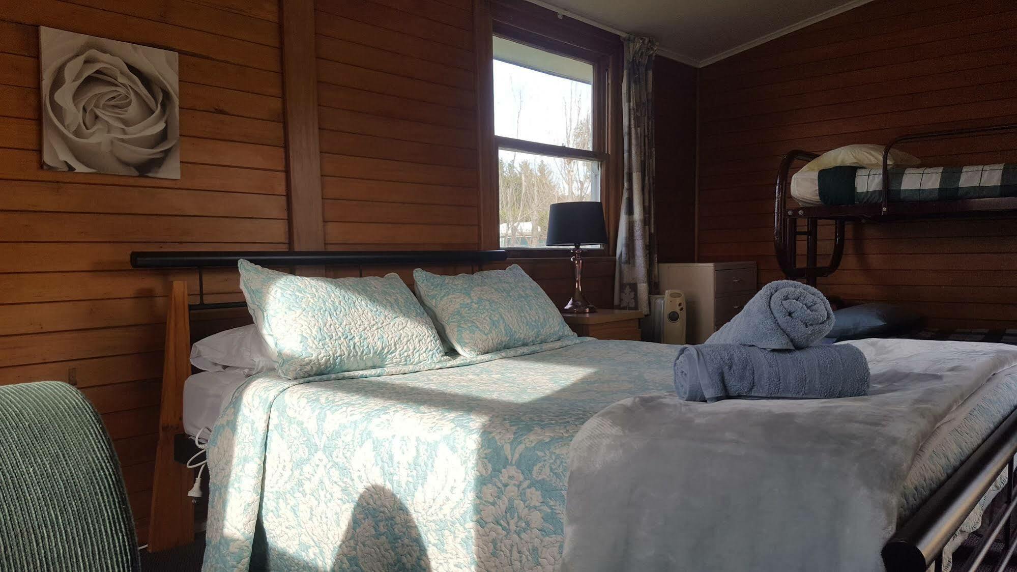 Waiau Motor Camp & Cabins エクステリア 写真
